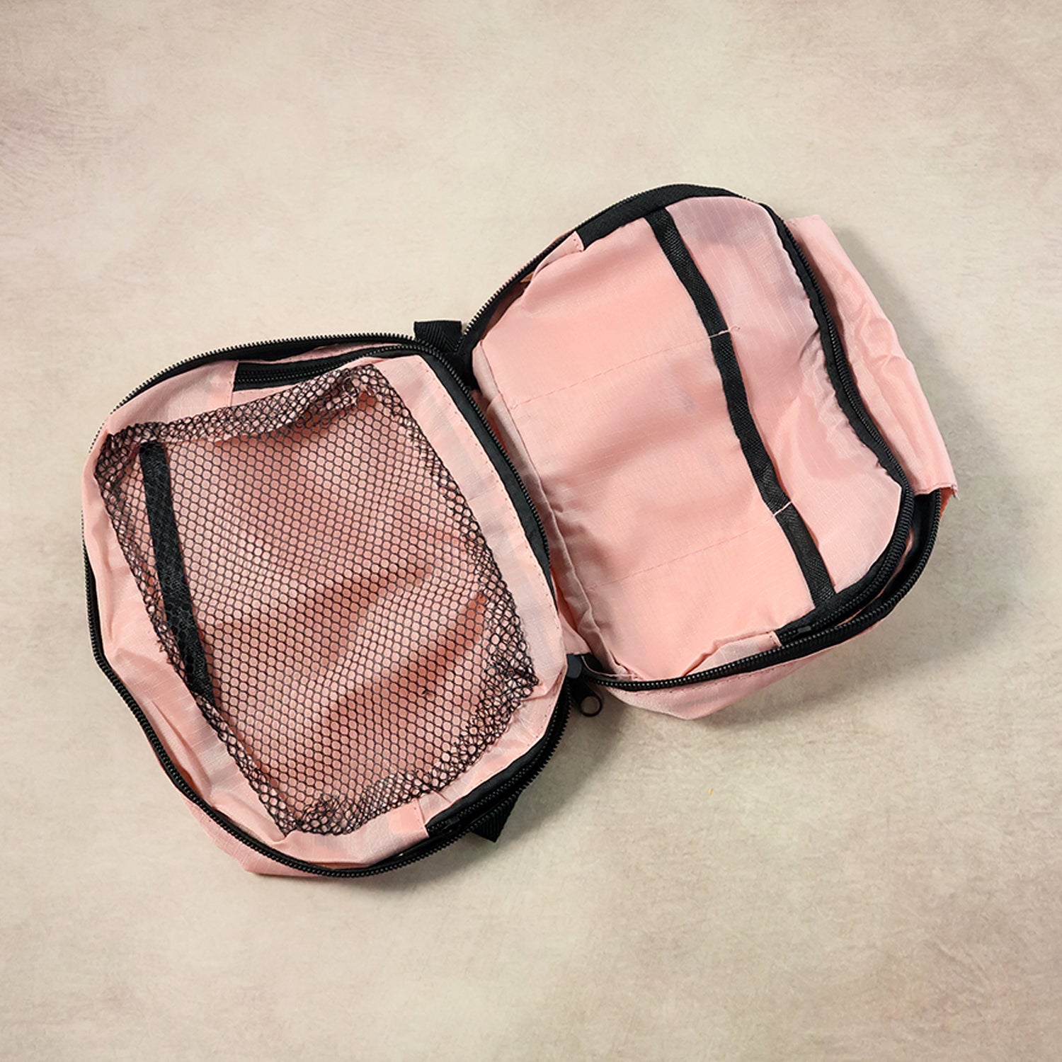 Premium Travel Mate Hanging Toiletry Bag (1 Pc)